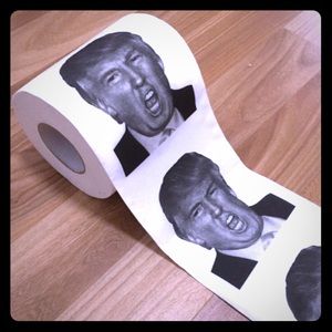 Donald trump toilet paper gag gift